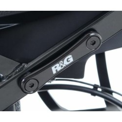 Cache-orifices repose pieds...