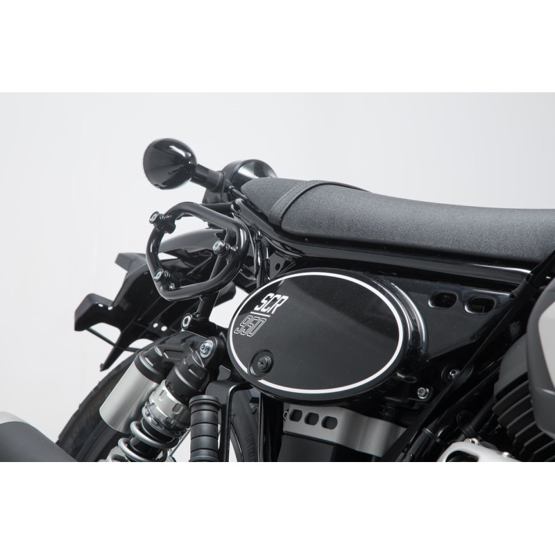 Set Sacoches et supports LC - Black Black Edition. Yamaha SCR 950 (16-) Legend Gear SW MOTECH