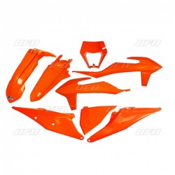 Kit plastiques UFO orange...