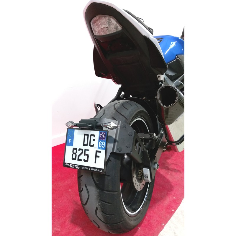 Support de plaque ACCESS DESIGN ''ras de roue'' noir Suzuki GSR750